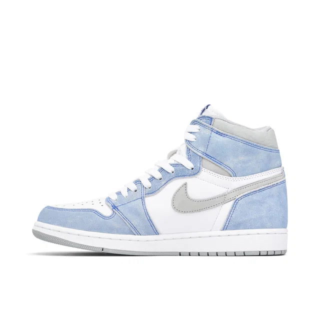 Air Jordan 1 Retro 'Hyper Royal'