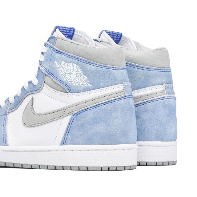 Air Jordan 1 Retro 'Hyper Royal'